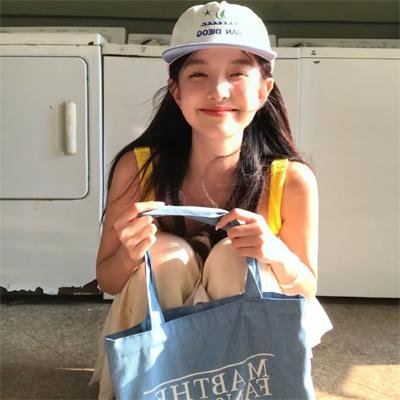 爱要拐几个弯才来