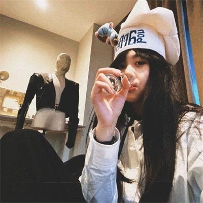 大婚当日首富老妈来寻我